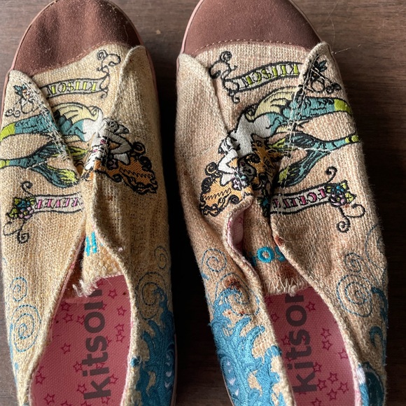 Ed Hardy slip ons - Picture 1 of 4